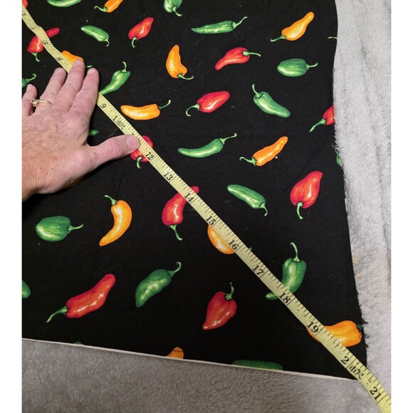 Red Chili Hot Peppers Habanero Black Fabric 14" x 14" 21" Diagonal Cranston COLL - Picture 2 of 7